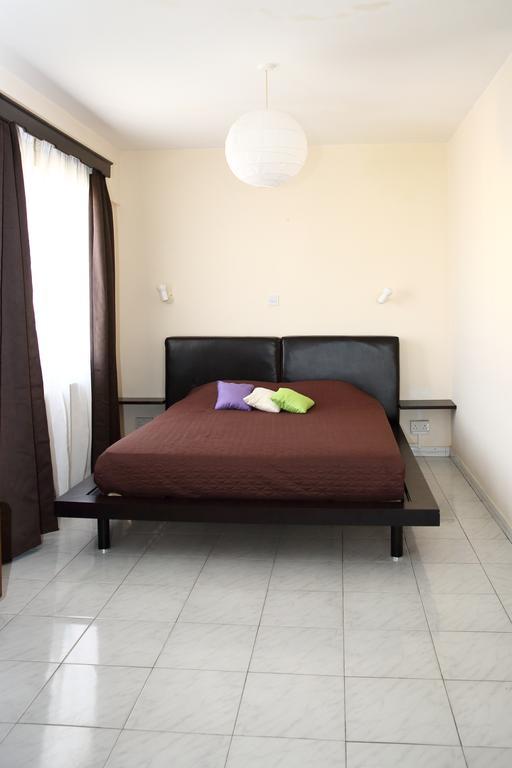 Alora Apartments Lárnaka Kültér fotó