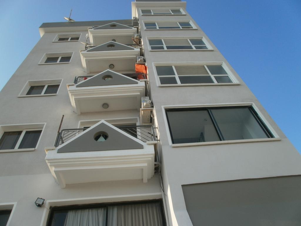 Alora Apartments Lárnaka Kültér fotó