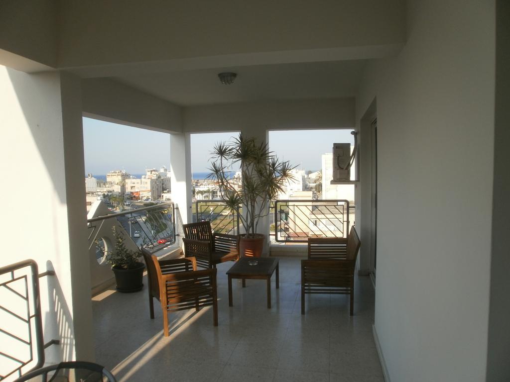 Alora Apartments Lárnaka Kültér fotó