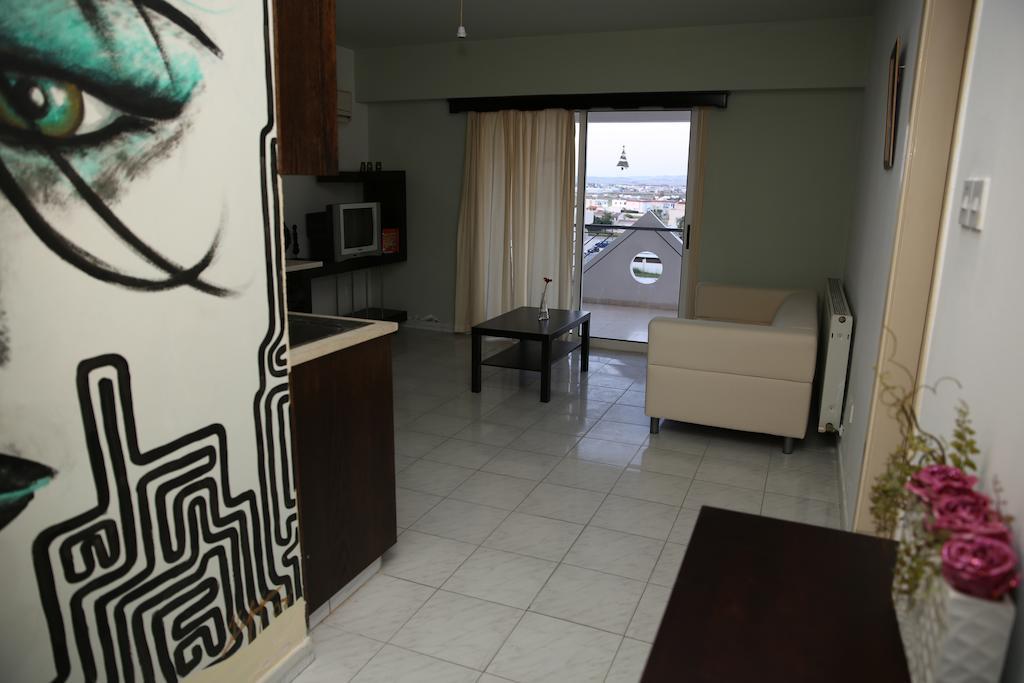 Alora Apartments Lárnaka Kültér fotó