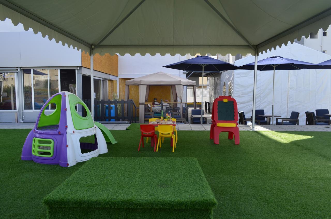 Alora Apartments Lárnaka Kültér fotó